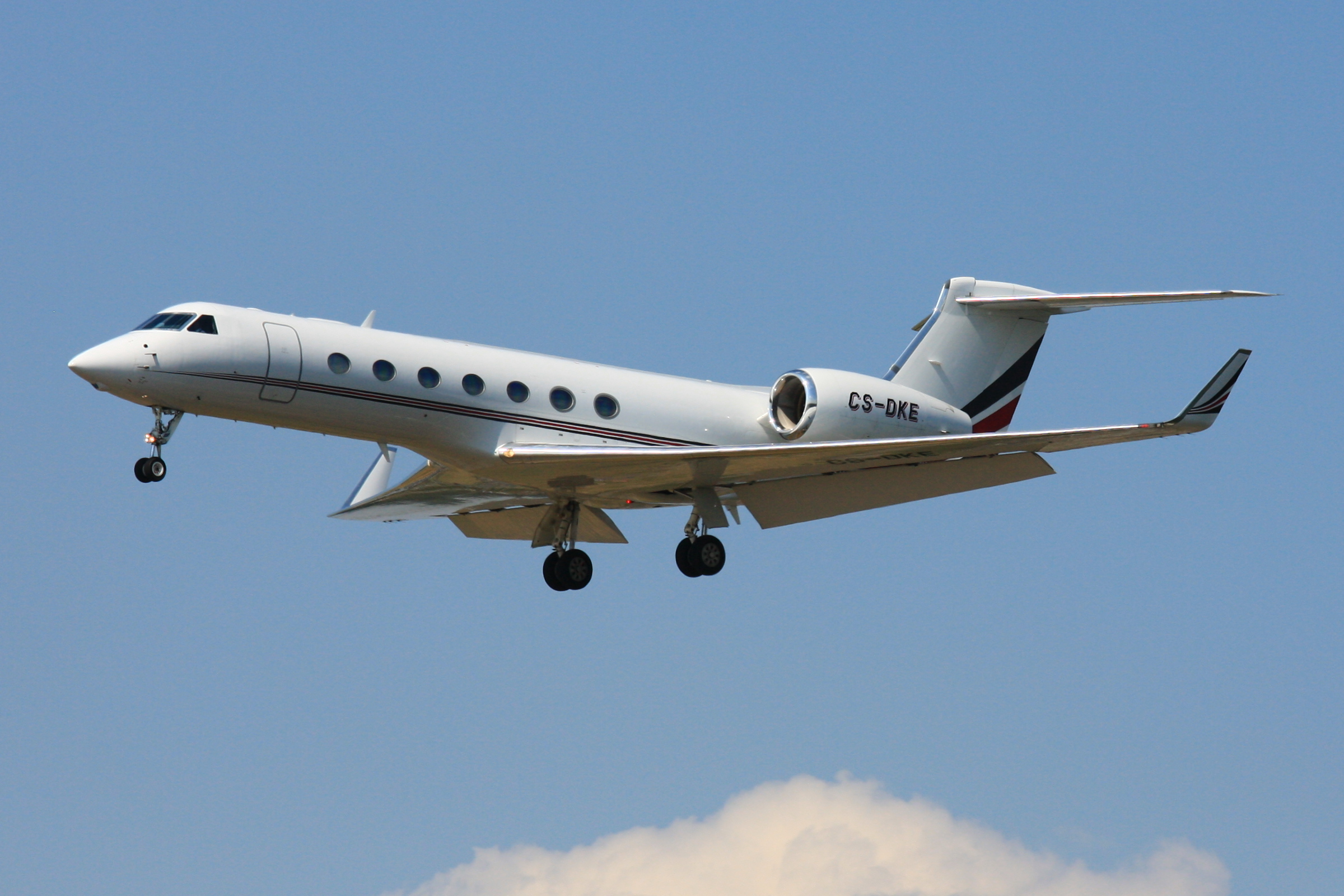 Unveiling the Price Tag: What Determines the Astonishing Costs of Private Jets?