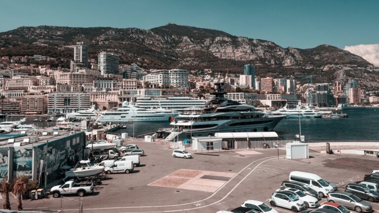 What Are the Top Superyacht Manufacturers