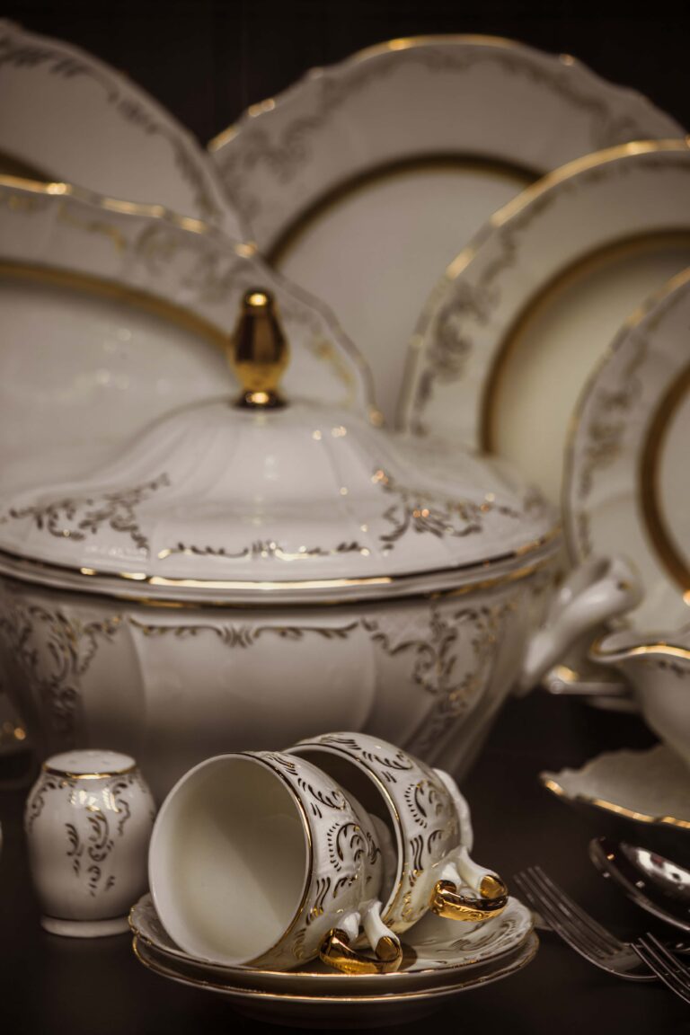 How to Add a Touch of Luxury to Your Home with Luxury Tableware