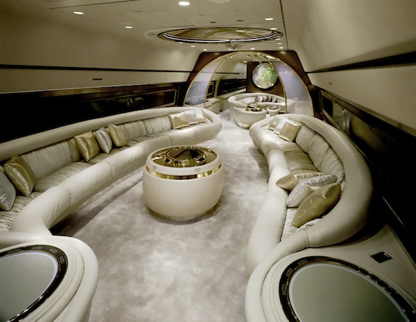 What Amenities Are Included on Superyachts
