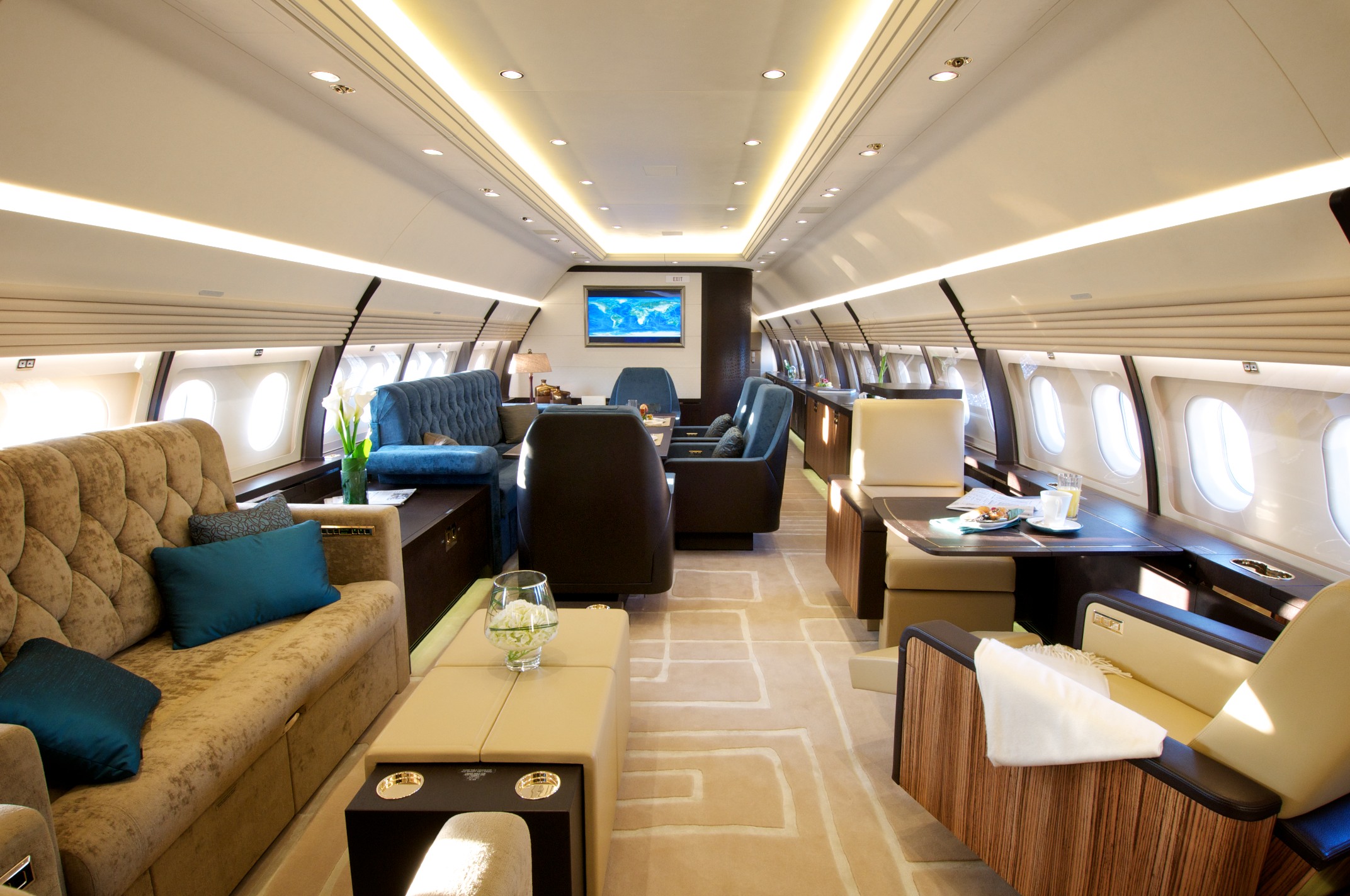 How to Experience Luxury Dining on a Private Jet
