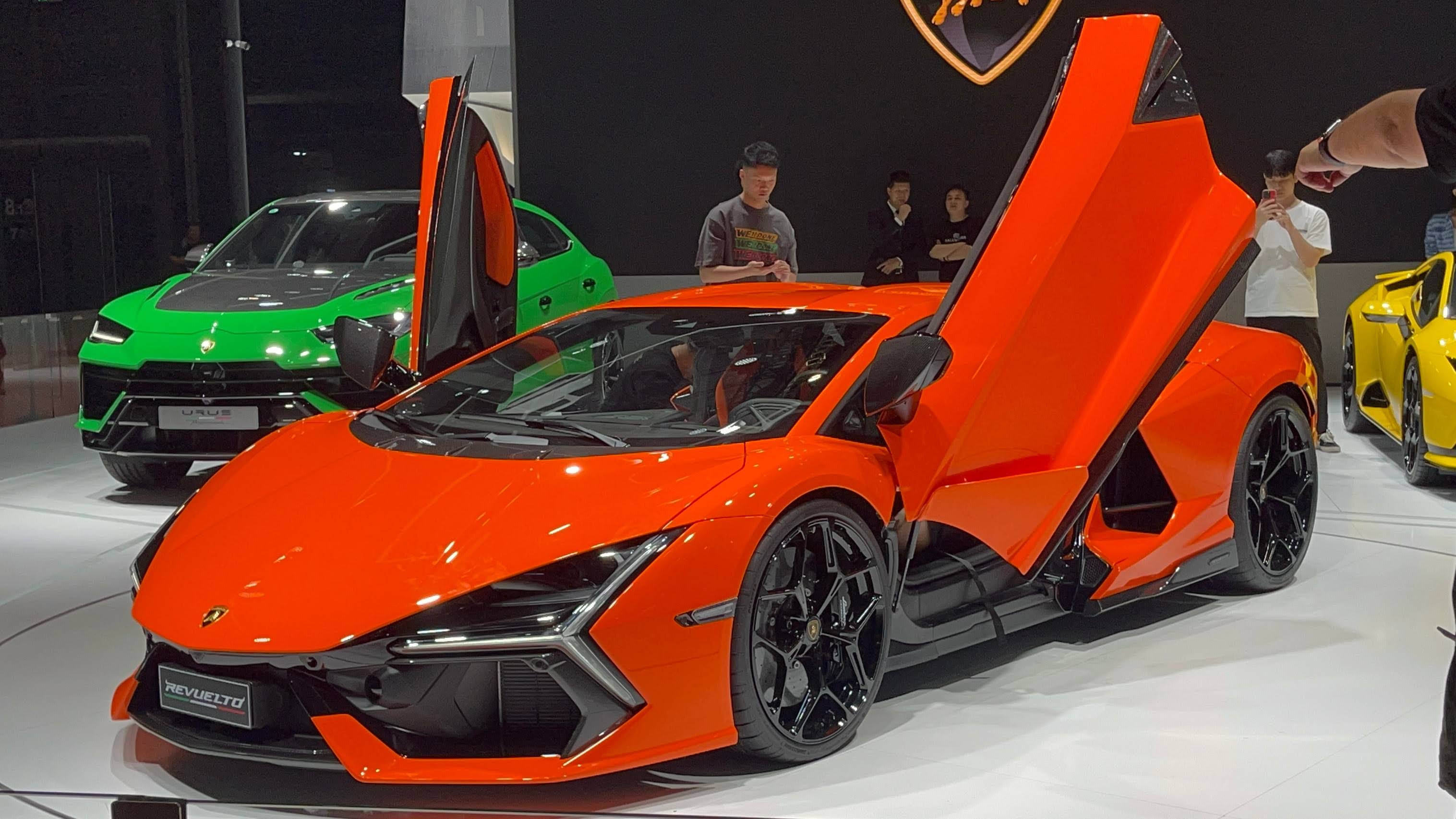 5. Exhilarating Acceleration: Exploring the 0-60 mph Time of Lamborghini's Speed Demons