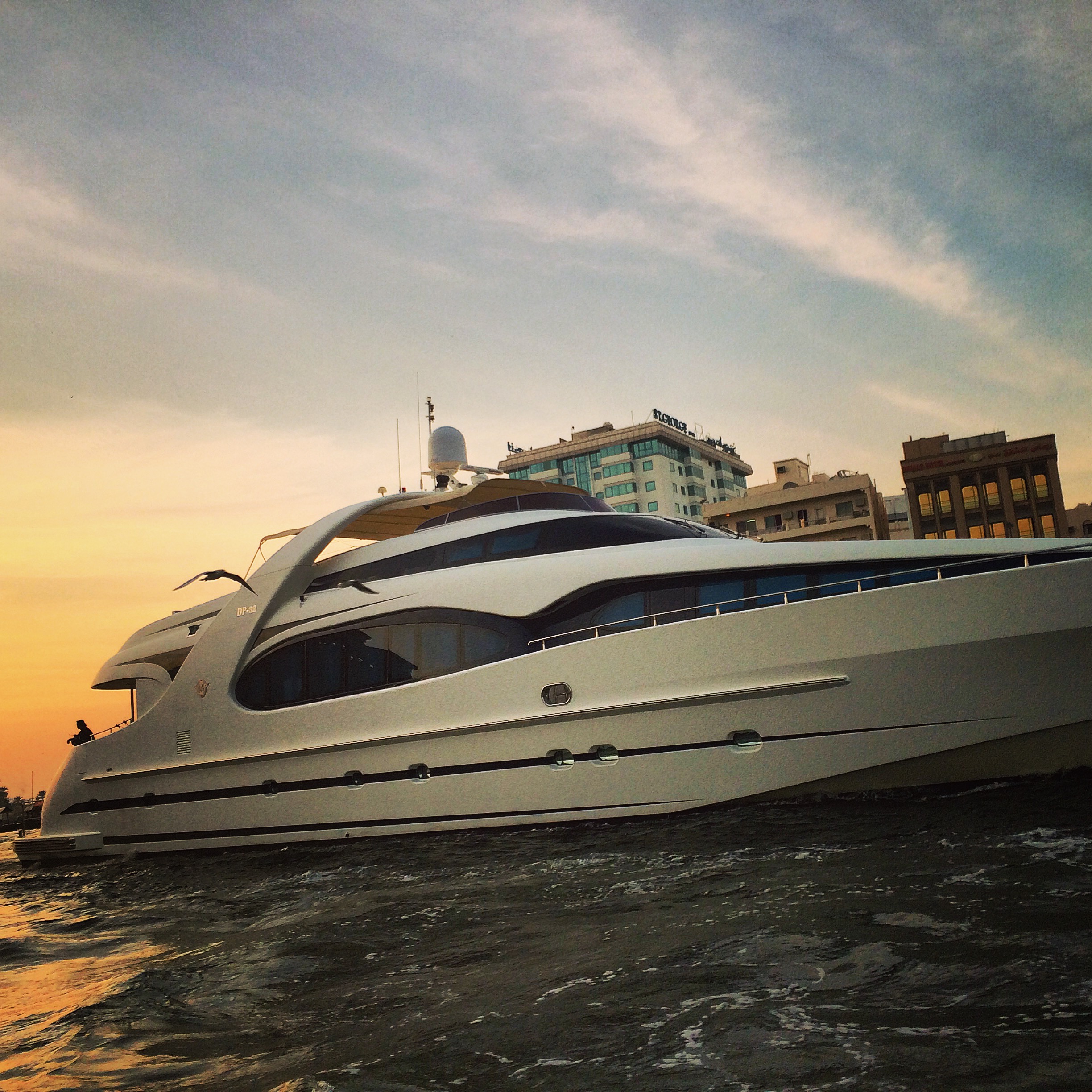 Smooth Sailing: Insider Tips for Choosing the Perfect Luxury Private Yacht for Your Event