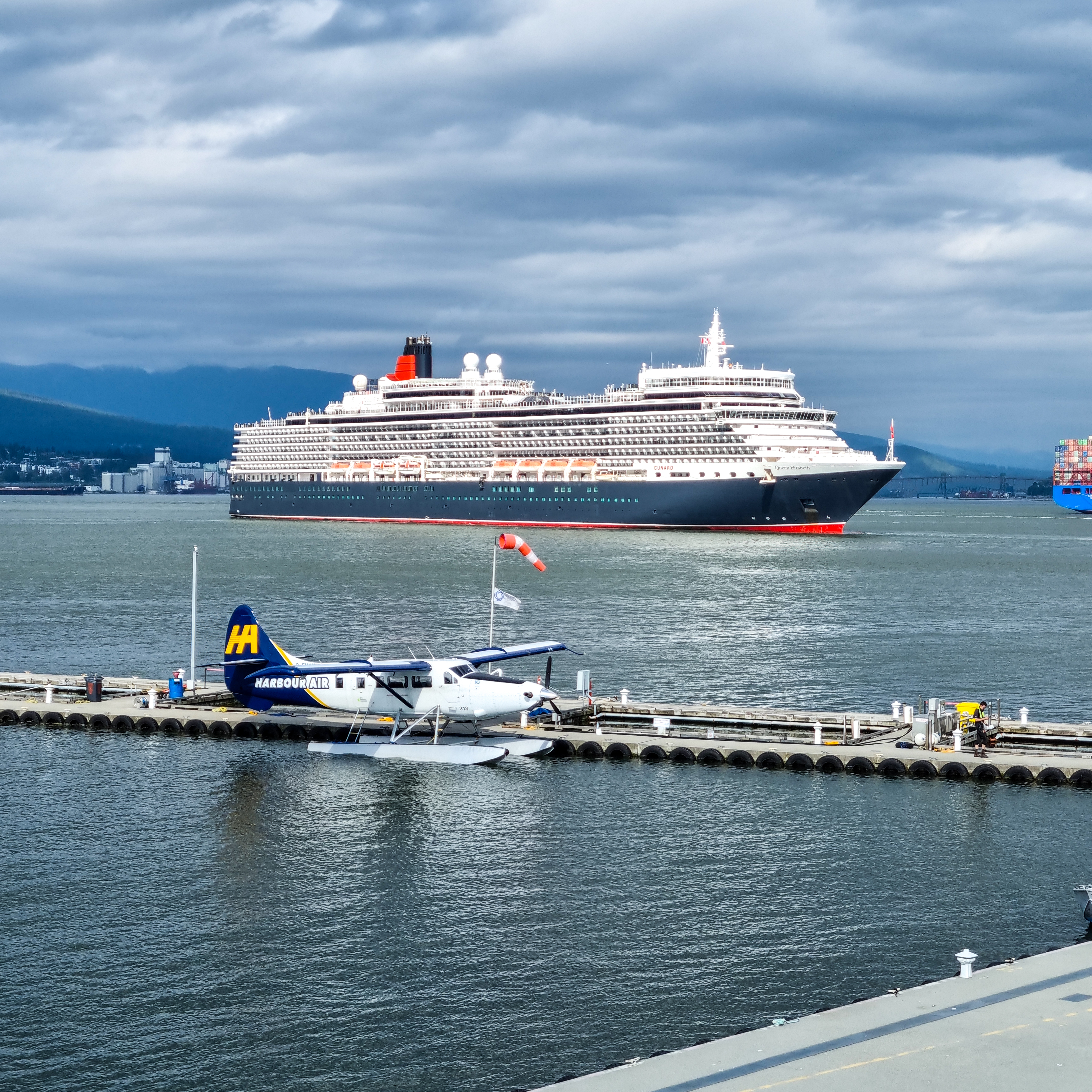 5. Safety at Sea: Understanding the Influence of Weather and Sea Conditions on Superyacht Speed