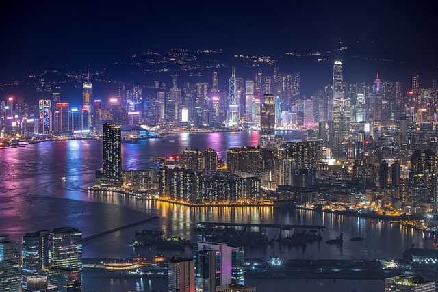 The Wealth of Hong Kong People – Unveiling the Secrets Behind their Prosperity