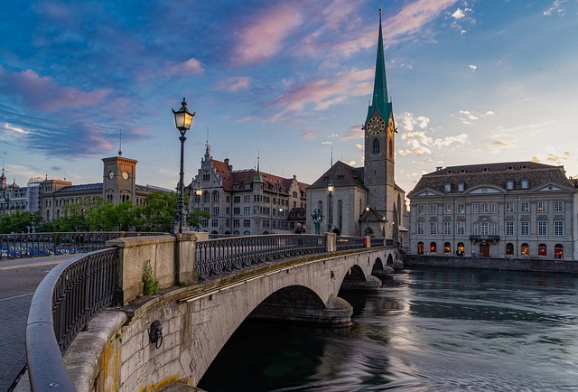 3. Unmasking the Financial Centers: Exploring Zurich and Geneva's Banking Industries