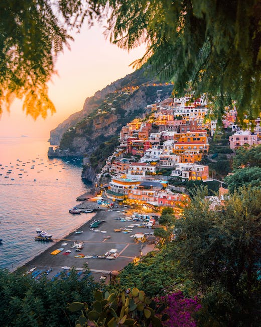 Majestic Landscapes: Contrasting the Scenic Wonders of Amalfi Coast and Lake Como