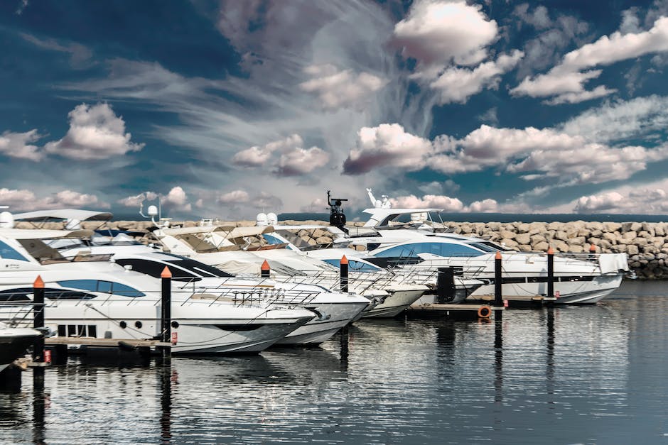Practicality Over Trends: Exploring the Functional Reasons for Opting for White Yachts
