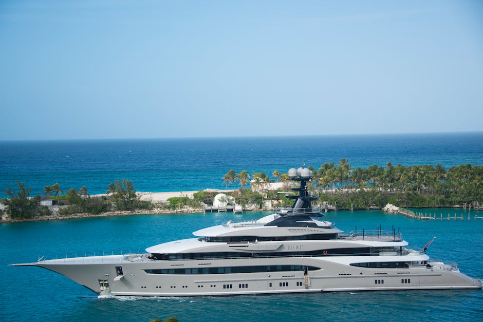 Luxury Yacht Rentals: A Dreamy Destination for Private Photoshoots