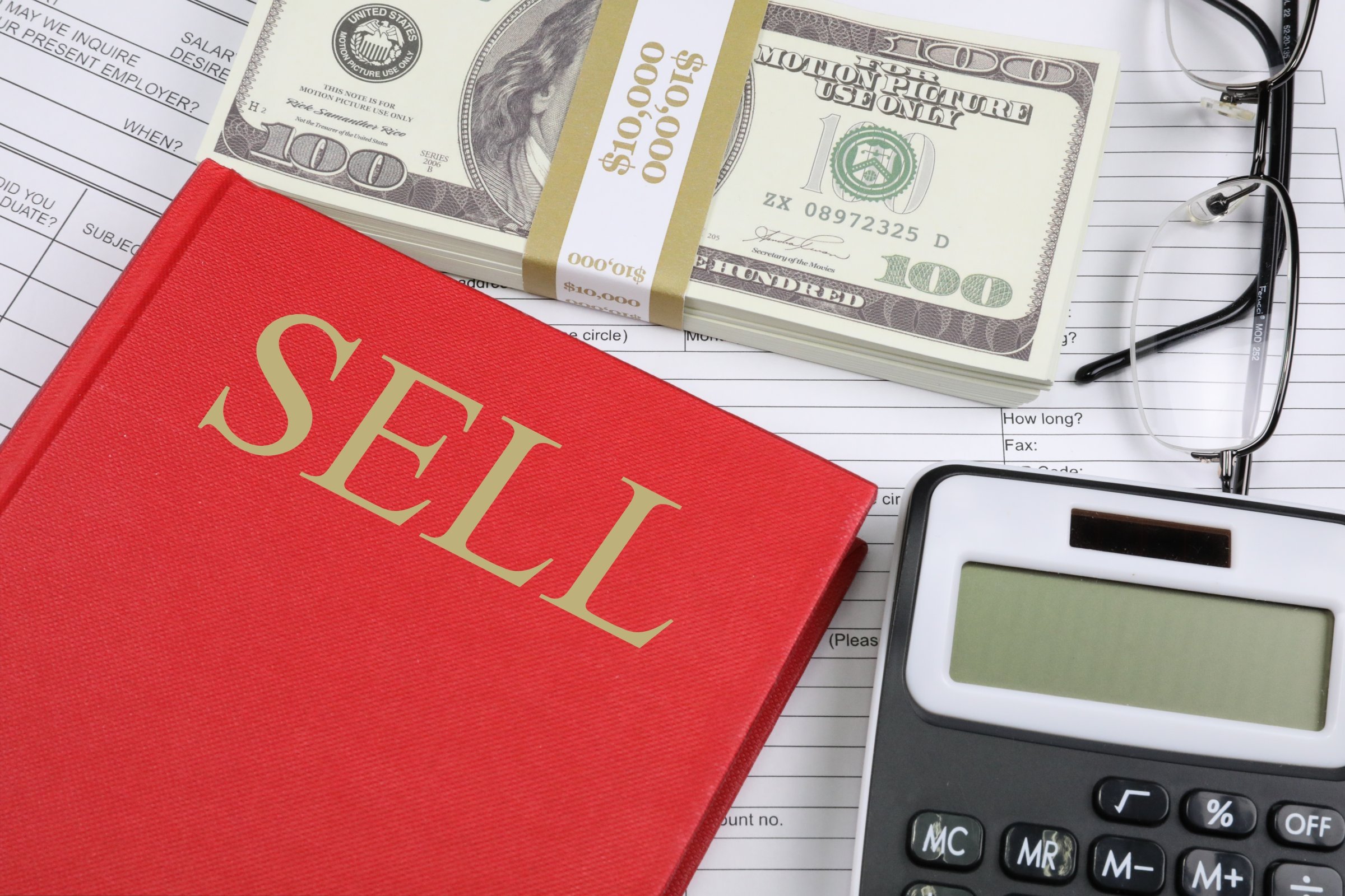 4. Navigating the Sales Process: Finding the Right Broker and Negotiating Smoothly