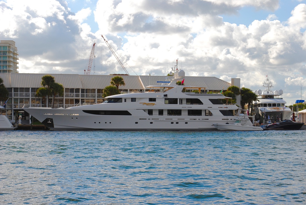 Tailored Experiences: Customizing Your Superyacht Vacation Package