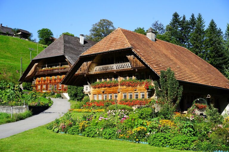 Can I Find Modern Luxury Homes as Well as Historic Estates in Switzerland